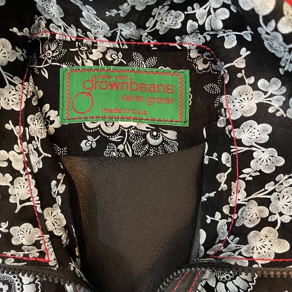 Vintage New York Grownbeans Leather Vest - Picture 2 of 5